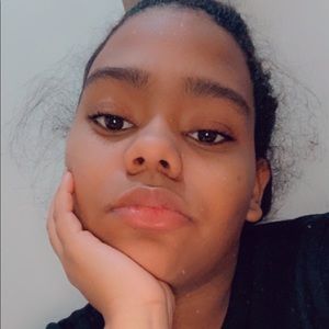 Meet your Posher, Yineiris